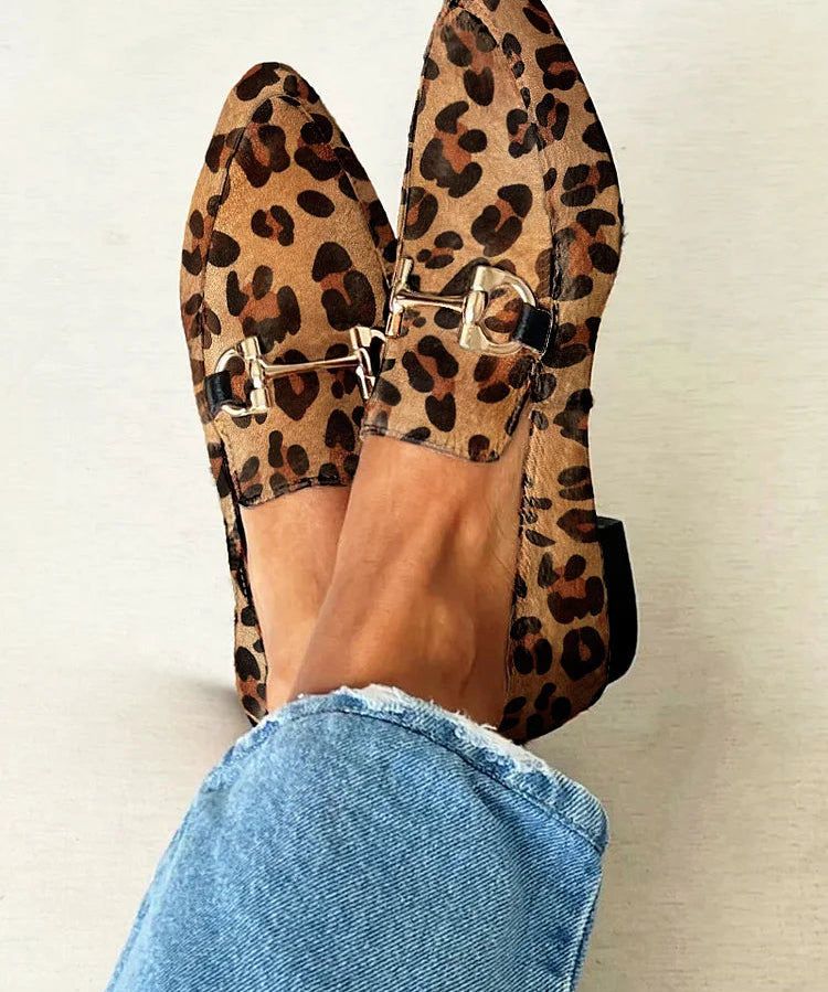Juul | mocassins requintados com padrão e saltos subtis
