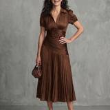 Auria - Vestido midi com cintura plissada e riscas