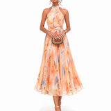 Amélia - Vestido Midi Floral Pêssego com Gola Alta Fluida