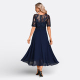 Mariana - Vestido de Renda com Manga Curta