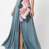 Mónica - Vestido Maxi com Decote Halter Floral