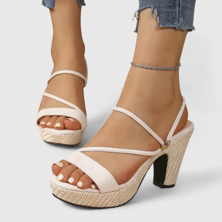 Justyna | Saltos Elegantes Ortopédicos