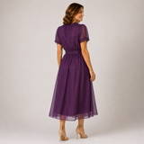 Flavia | Maxi Vestido com Decote em Gota e Bordo em Renda Chiffon