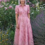 Xanthea | Vestido Camisa Maxi Floral Texturizado com Mangas Curtas e Cinto