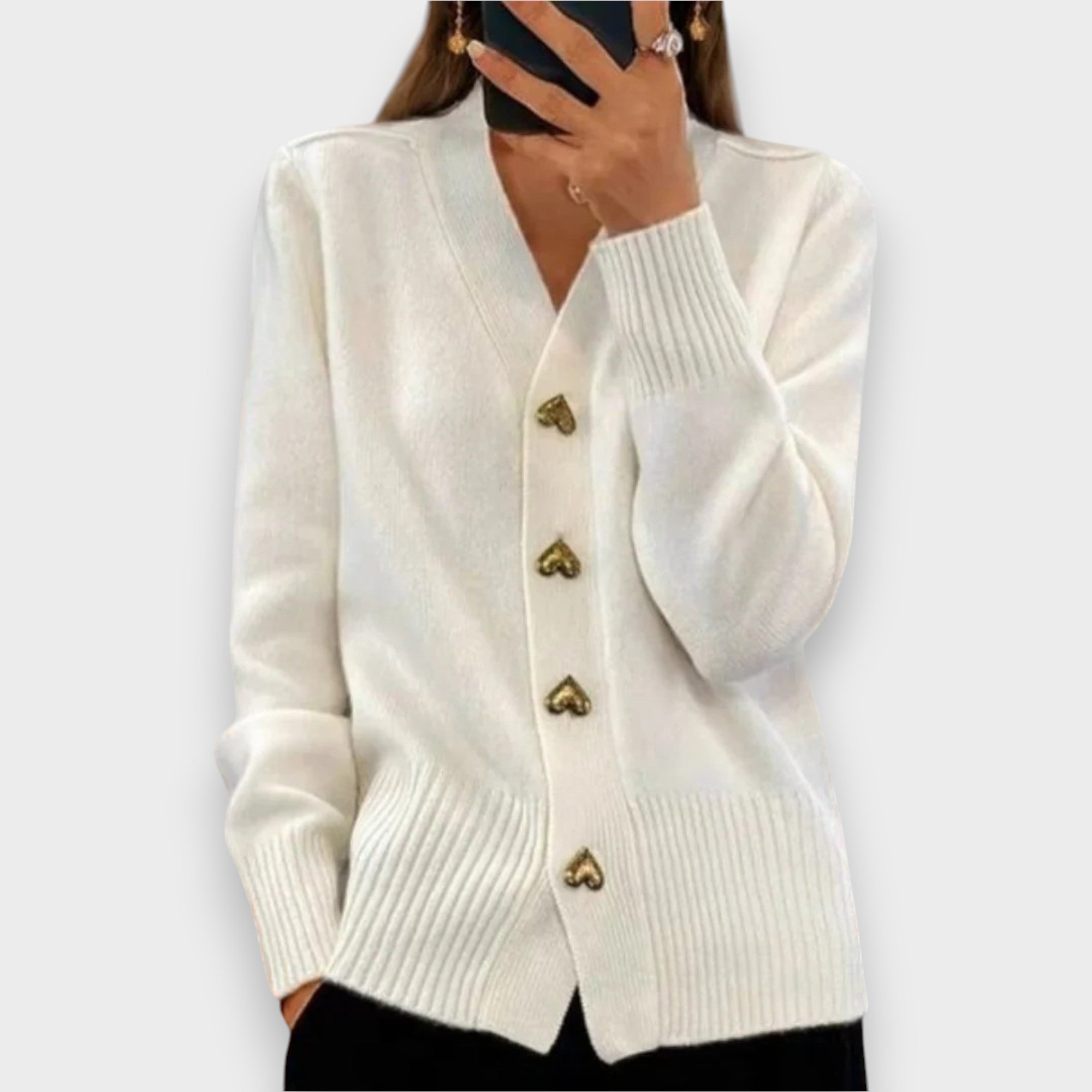 Armelle | Cardigan Elegante com Botões em Forma de Coração