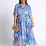Calista | Vestido Maxi com Decote em V, Camadas e Cintura com Laço