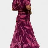 Magda - Vestido longo floral com decote em V